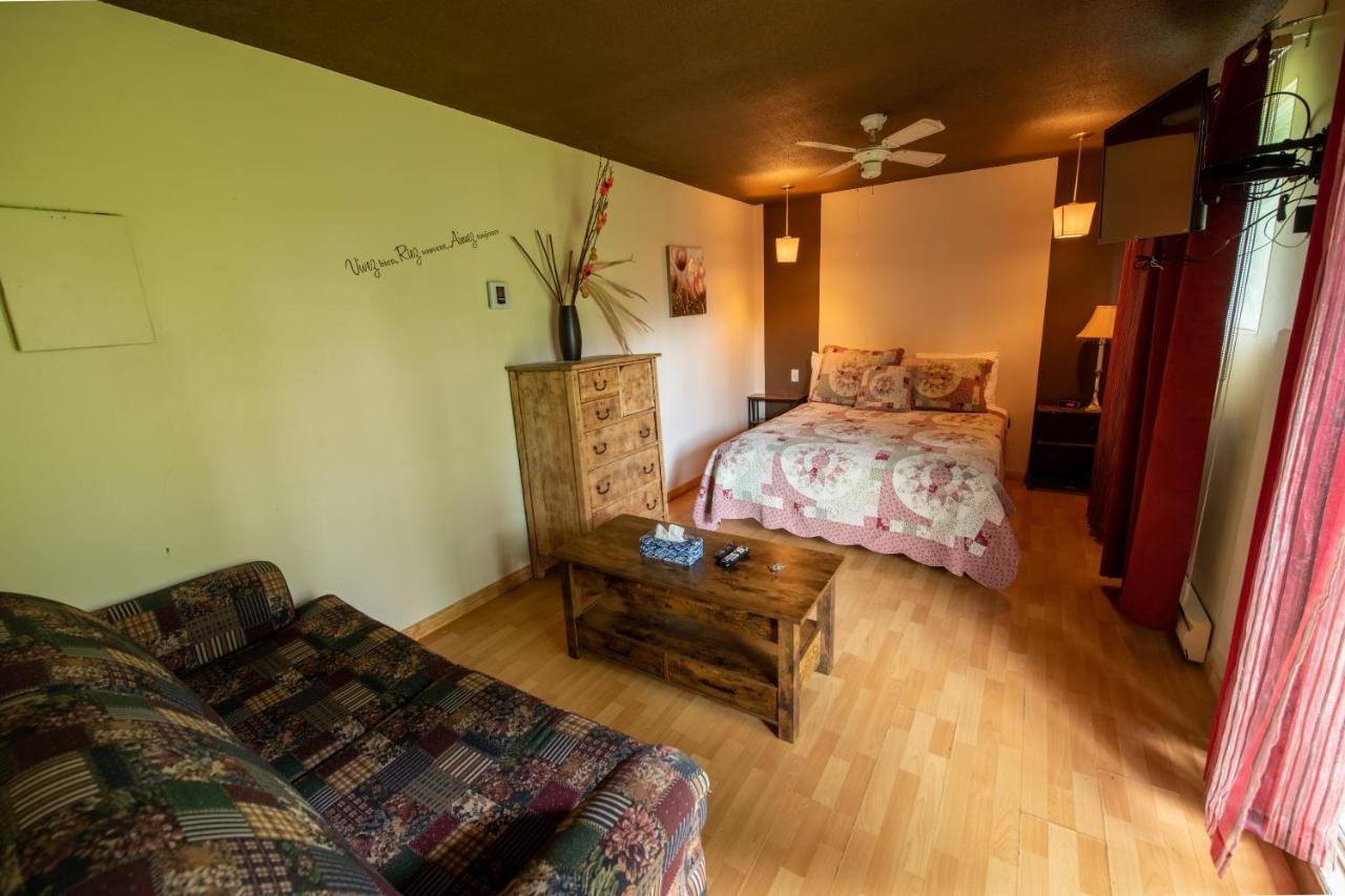 Motel Fleur De Lys Magog Buitenkant foto